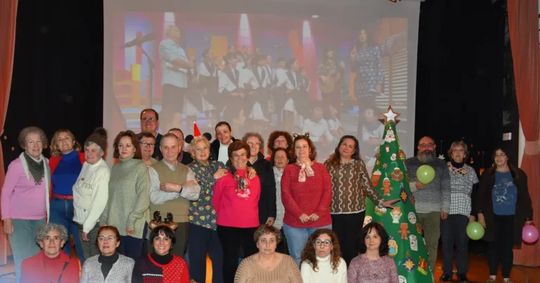 El Club de Lectura Celebra el Fin de Año con Sus Tradicionales Relatos Navideños