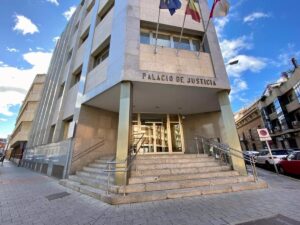 Este miércoles comienza el juicio contra un hombre acusado de violar a una joven de 16 años en un descampado de Ciudad Real.