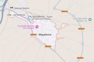 Herido un trabajador al caer cuatro metros tras el derrumbe del techo de una nave en Miguelturra, Ciudad Real