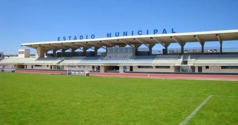Cierre Temporal de Escuelas Deportivas al Aire Libre por Condiciones Climáticas Adversas