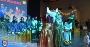 Desfile Real de los Reyes Magos en Miguelturra Atrae Multitudes Entusiastas