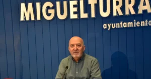 Concurso Innovador de Decoración de Balcones y Ventanas de Carnaval por la Concejalía de Familia