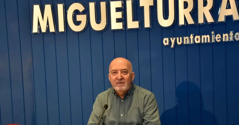 Concurso Innovador de Decoración de Balcones y Ventanas de Carnaval por la Concejalía de Familia