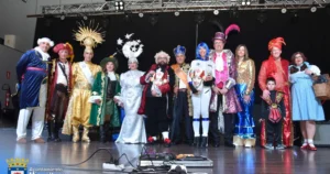 Gloria Santoro Da Inicio al Carnaval de Miguelturra 2025 con un Desfile de Tradición y Color