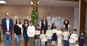 Más de 600 Niños Participan en la 14ª Edición del Concurso de Marcapáginas por el Día del Libro