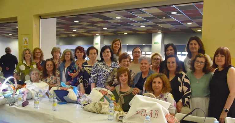 Gran Participación en el Decimosexto Encuentro de Encajeras en Miguelturra
