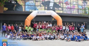 Los colegios de Miguelturra celebran el Día de la Educación Física con ‘La vuelta al pueblo en 80 minutos’