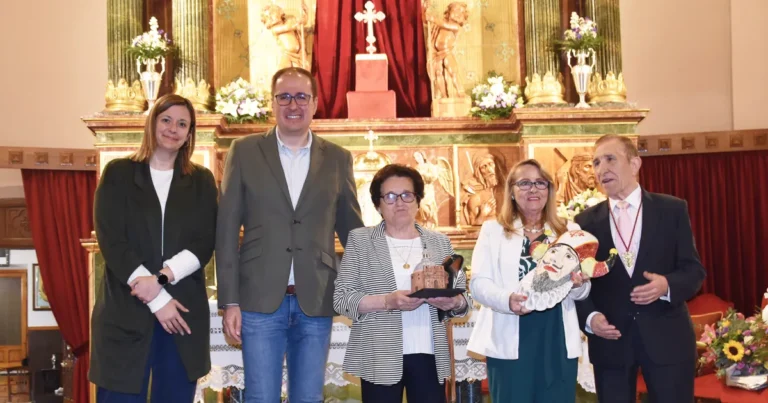 Miguelturra Rinde Tributo a Ramona Hervás Rivas y Despide a Andrés Moraga tras Décadas de Servicio en la Fiesta del Ausente