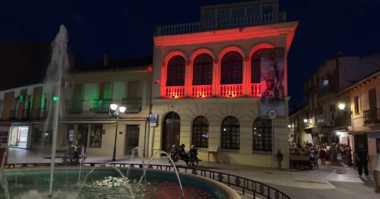 Miguelturra se tiñe de rojo en honor al Día Mundial del Donante de Sangre