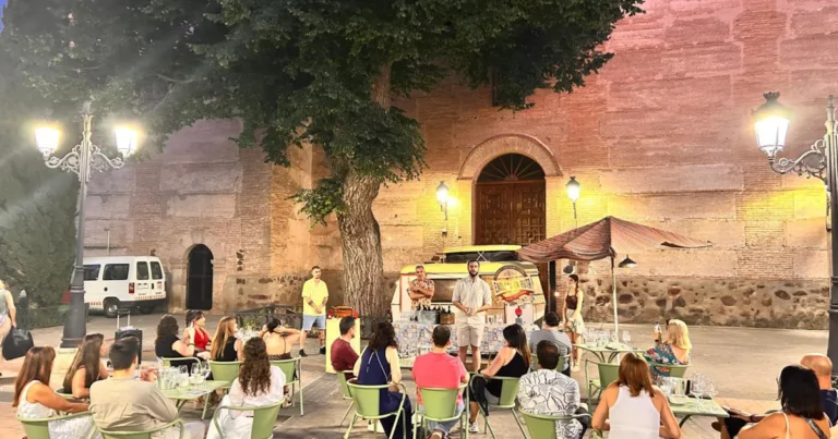 Primera Cata de Vinos del Área de Juventud de Miguelturra: Un Éxito en el «Verano Joven»