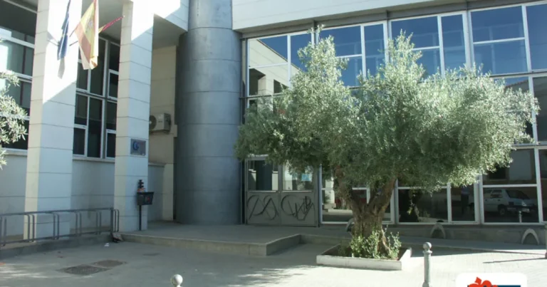 Proceso de Renovación y Pago de Matrículas para el Curso 2025-2026 en la Universidad Popular