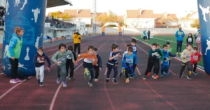 Éxito Rotundo en la Carrera Mini de Miguelturra: Récord de Participación y Entusiasmo Familiar