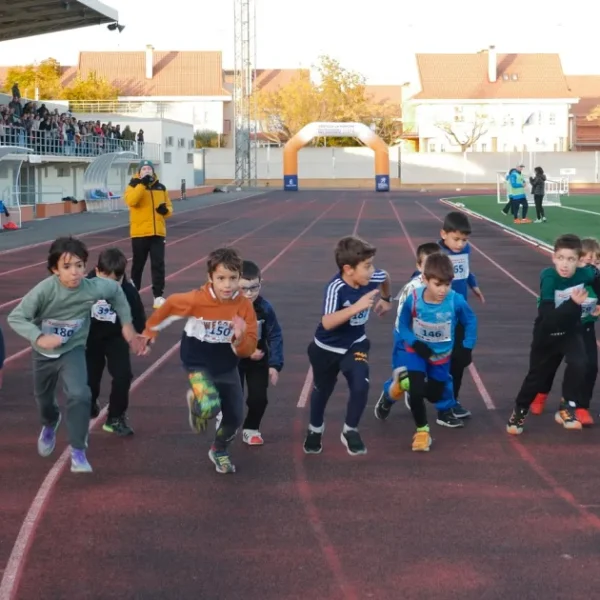 Éxito Rotundo en la Carrera Mini de Miguelturra: Récord de Participación y Entusiasmo Familiar