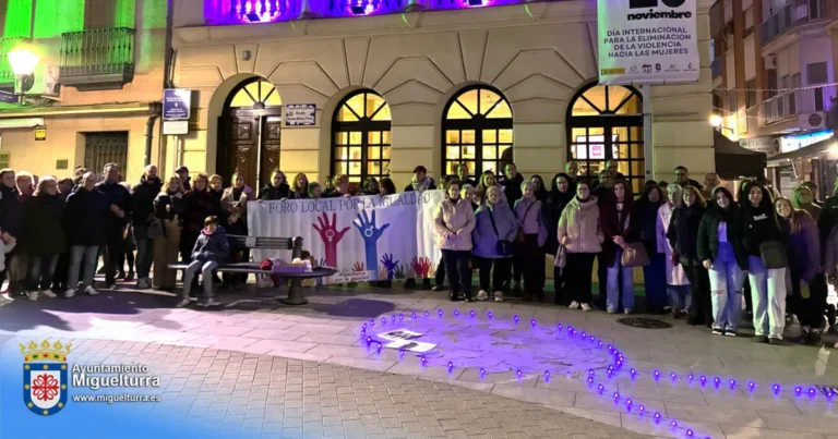 Miguelturra se Une en un Emotivo Homenaje Contra la Violencia de Género en el 25N