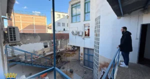 Remodelación del Patio del Centro Joven de Miguelturra: Inversión Municipal de Más de 8.000 Euros