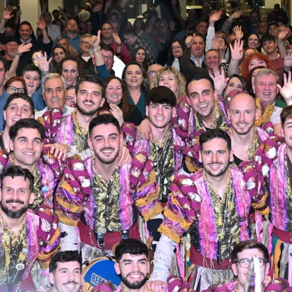 Celebración Triunfal del PreCarnaval 2026 de Miguelturra: ‘Los del otro Barrio’ Conquista a 700 Asistentes