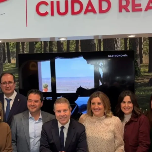 Impulso Turístico: Luis Ramón Mohíno Promueve la Marca ‘Campo de Calatrava’ y el Proyecto Geoparque
