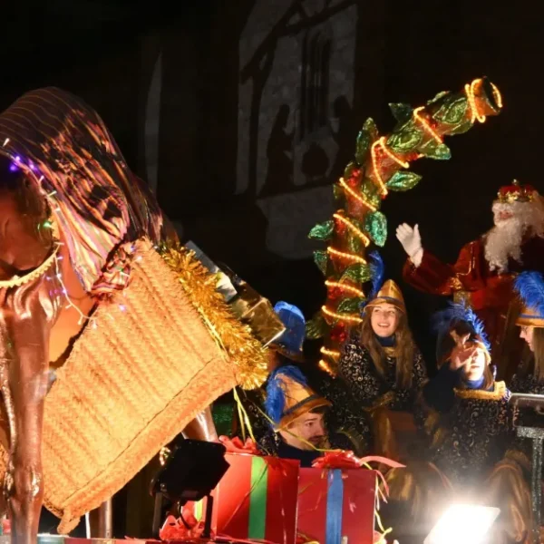 Magia y Tradición: La Cabalgata de Reyes Ilumina Miguelturra