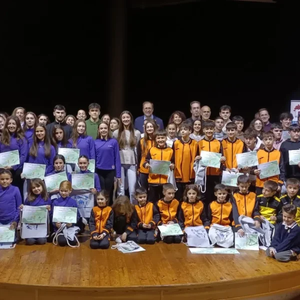 Celebración del Éxito Deportivo Local en la Recepción Oficial del Alcalde Luis Ramón Mohíno