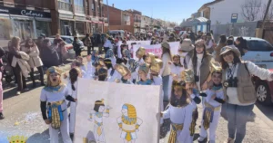 Fiesta Escolar: Miguelturra Resplandece en el Carnaval