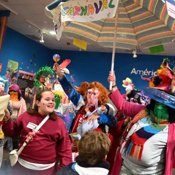 La Magia de Flauti Flauti Teatro y la Comunidad en el Carnaval Churriego