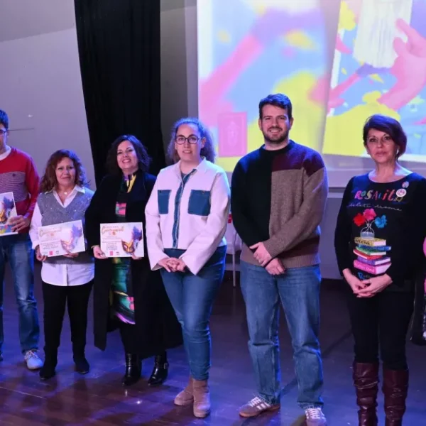 Miguelturra Celebra la Creatividad en su Décima Edición del Concurso de Escaparates de Carnaval