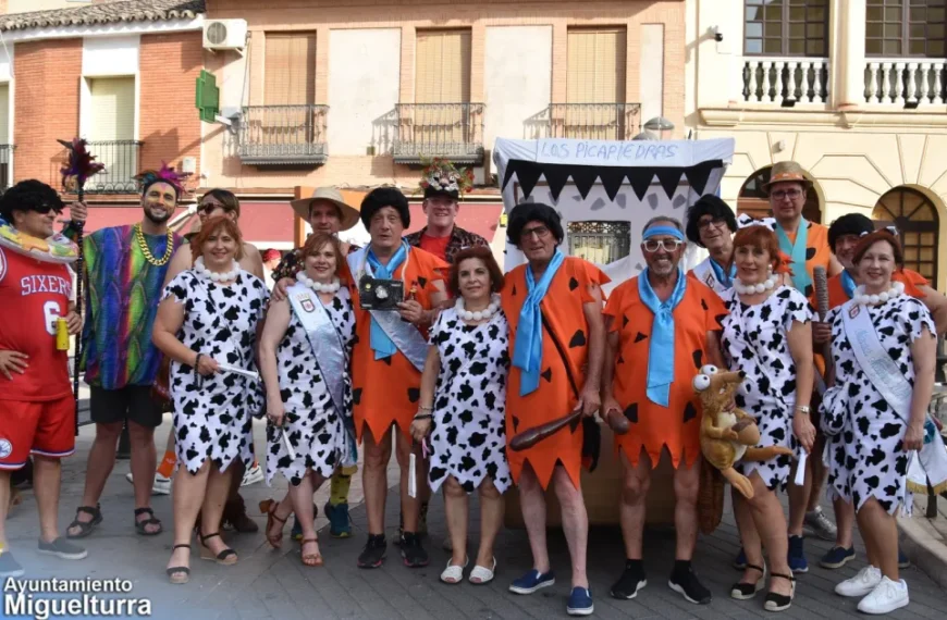 El Carnaval de Verano de Miguelturra ilumina junio con alegría y color