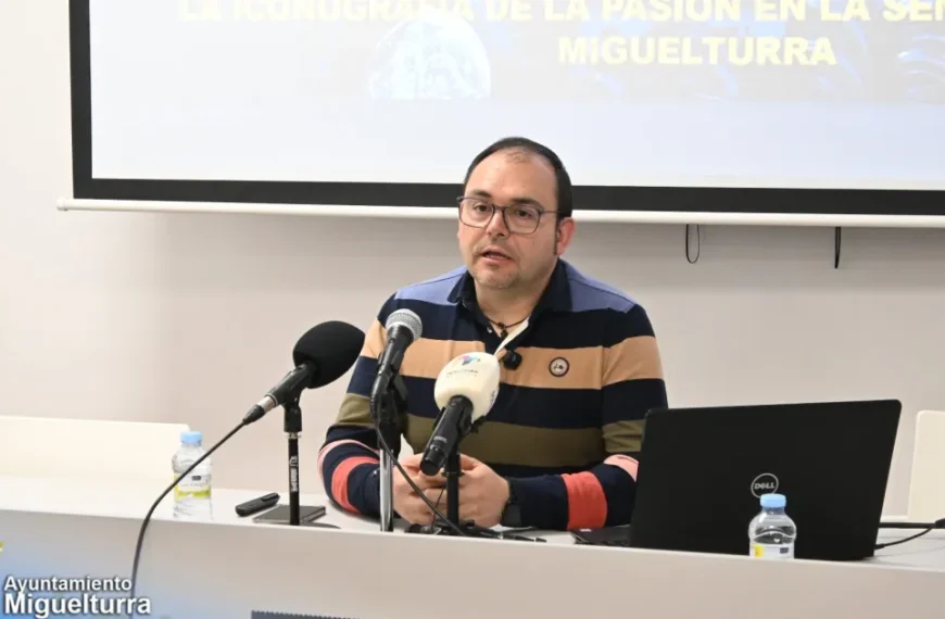 Exploran la Iconografía de la Semana Santa en la Casa de la Capellanía de Miguelturra