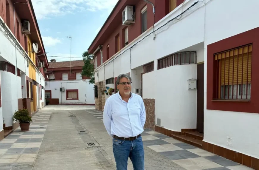 Finaliza la Reforma Integral de la Calle Terrero en Miguelturra con Mejoras en el Saneamiento Histórico