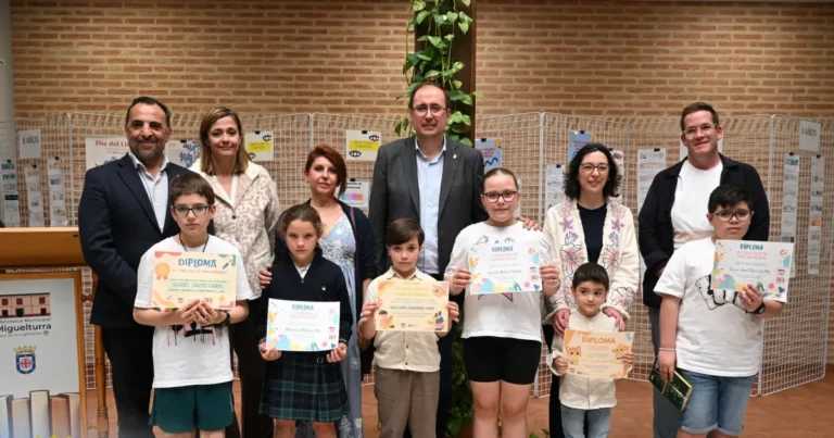Miguelturra Conmemora el Día del Libro con Premios del XV Concurso de Marcapáginas