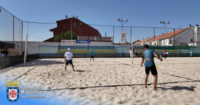 “Miguelturra Inaugura con Éxito el Primer Open de Tenis Playa Rumbo al Campeonato Nacional”