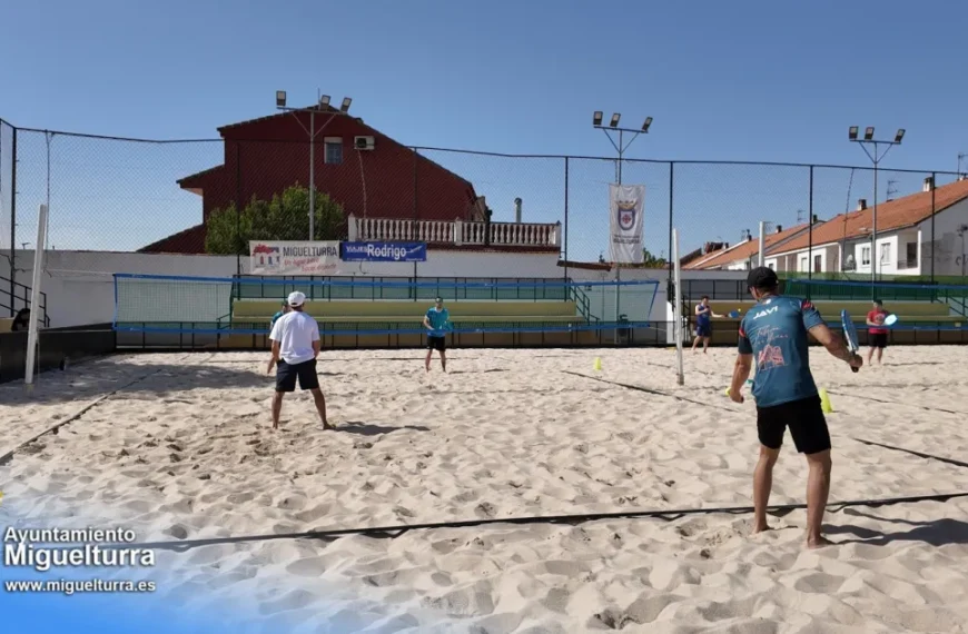 “Miguelturra Inaugura con Éxito el Primer Open de Tenis Playa Rumbo al Campeonato Nacional”