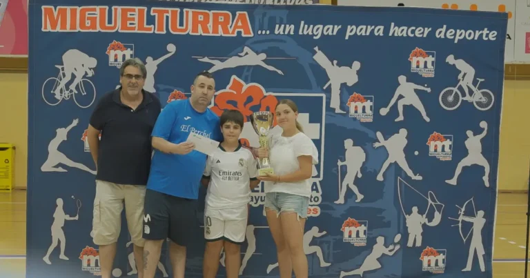 El Bar ‘El Perchel’ Triunfa en la Tercera Edición del Maratón de Fútbol Sala de Miguelturra