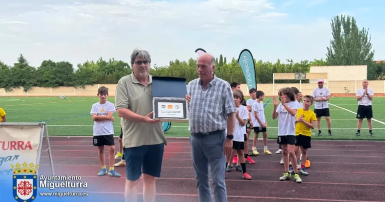 Miguelturra Conmemora 25 Años de su Campus de Fútbol con Homenaje a Colaboradores