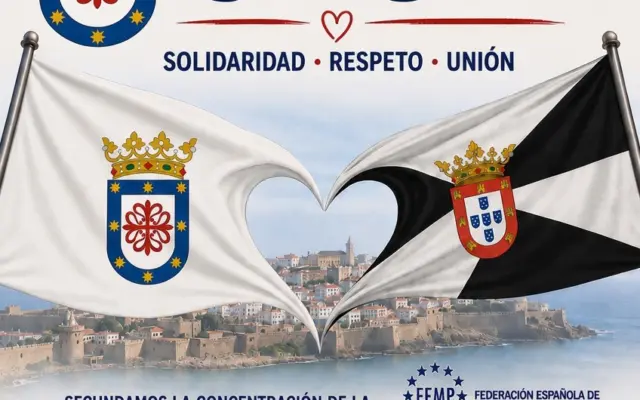 El alcalde de Miguelturra y el diputado Enrique Belda durante la comparecencia por la concentracion de apoyo a Ceuta