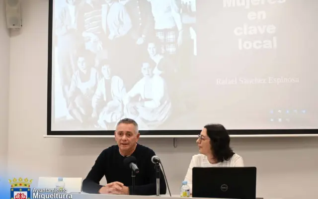 Ponencia Mujeres en clave local en la Biblioteca Casa de la Capellania de Miguelturra