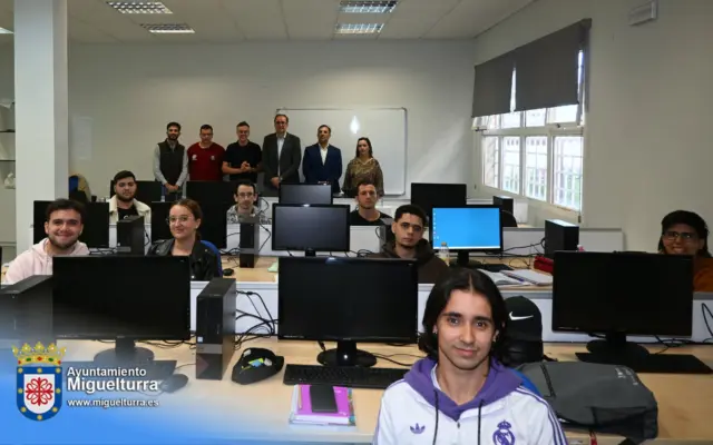 Presentacion del programa AMAI de empleo juvenil en Miguelturra